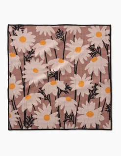 GEOMETRY Sweet Daisies Paw Towel
