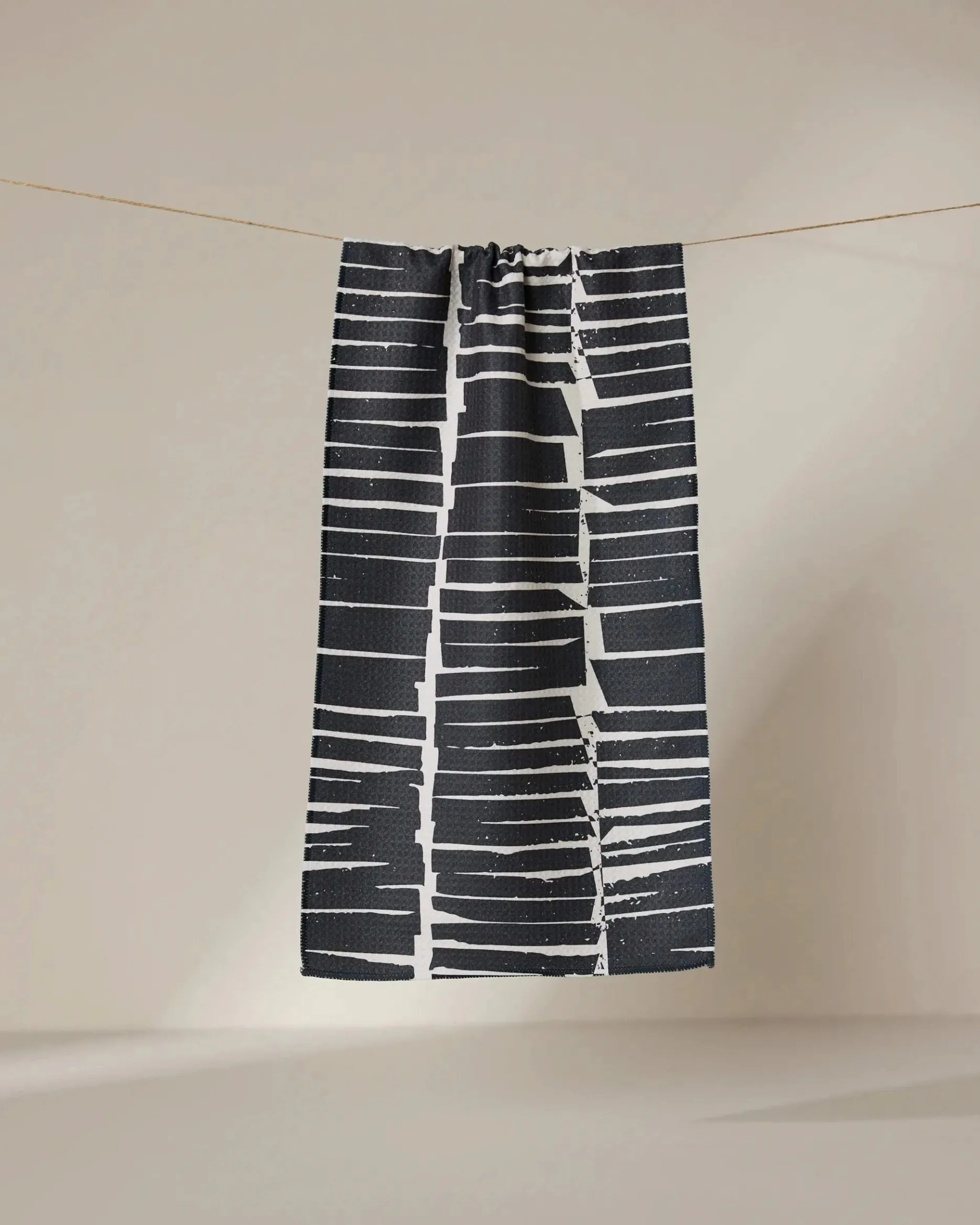 GEOMETRY Tall Stacks Bar Towel