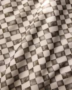 GEOMETRY Tavern Table Runner