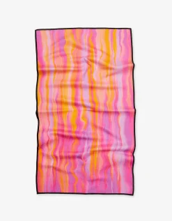 GEOMETRY The Rush Fitness Towel