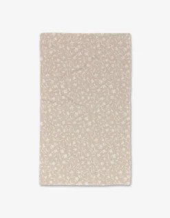 GEOMETRY Tiny Floral Luxe Hand Towel