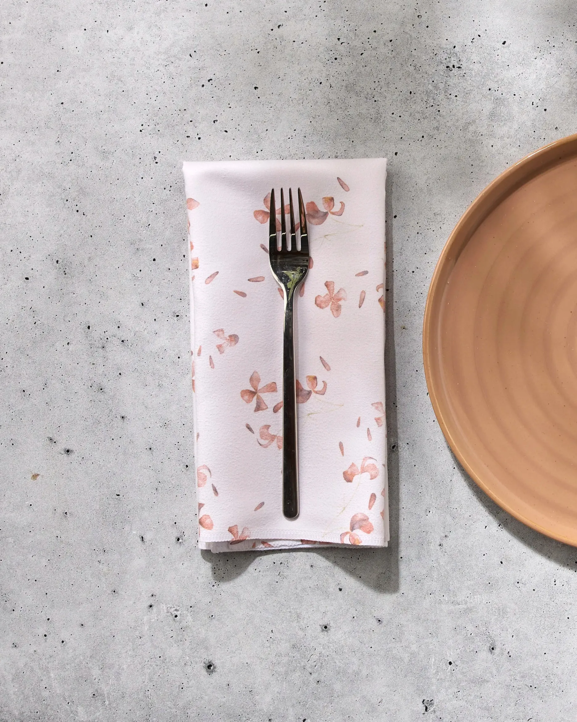 GEOMETRY Tiny Petals Dinner Napkin Set