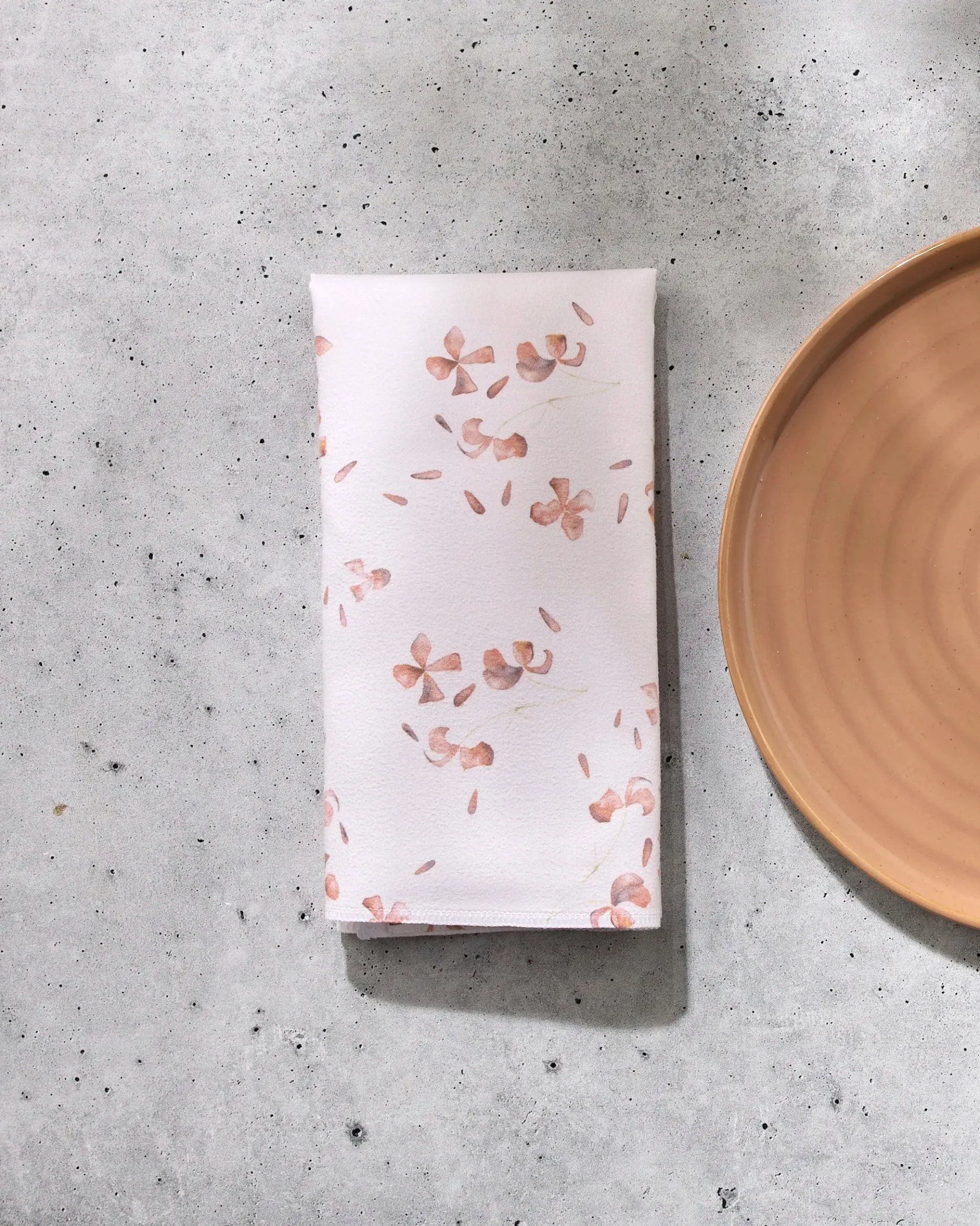 GEOMETRY Tiny Petals Dinner Napkin Set