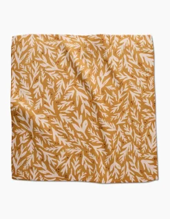 GEOMETRY Trail Dusting Gold Dinner Napkin Set