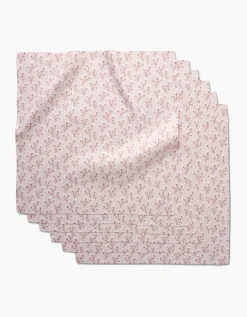 GEOMETRY Trailing Flowers in Pink Dinner Napkin Set