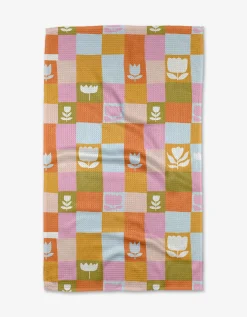 GEOMETRY Tulip Picnic Tea Towel