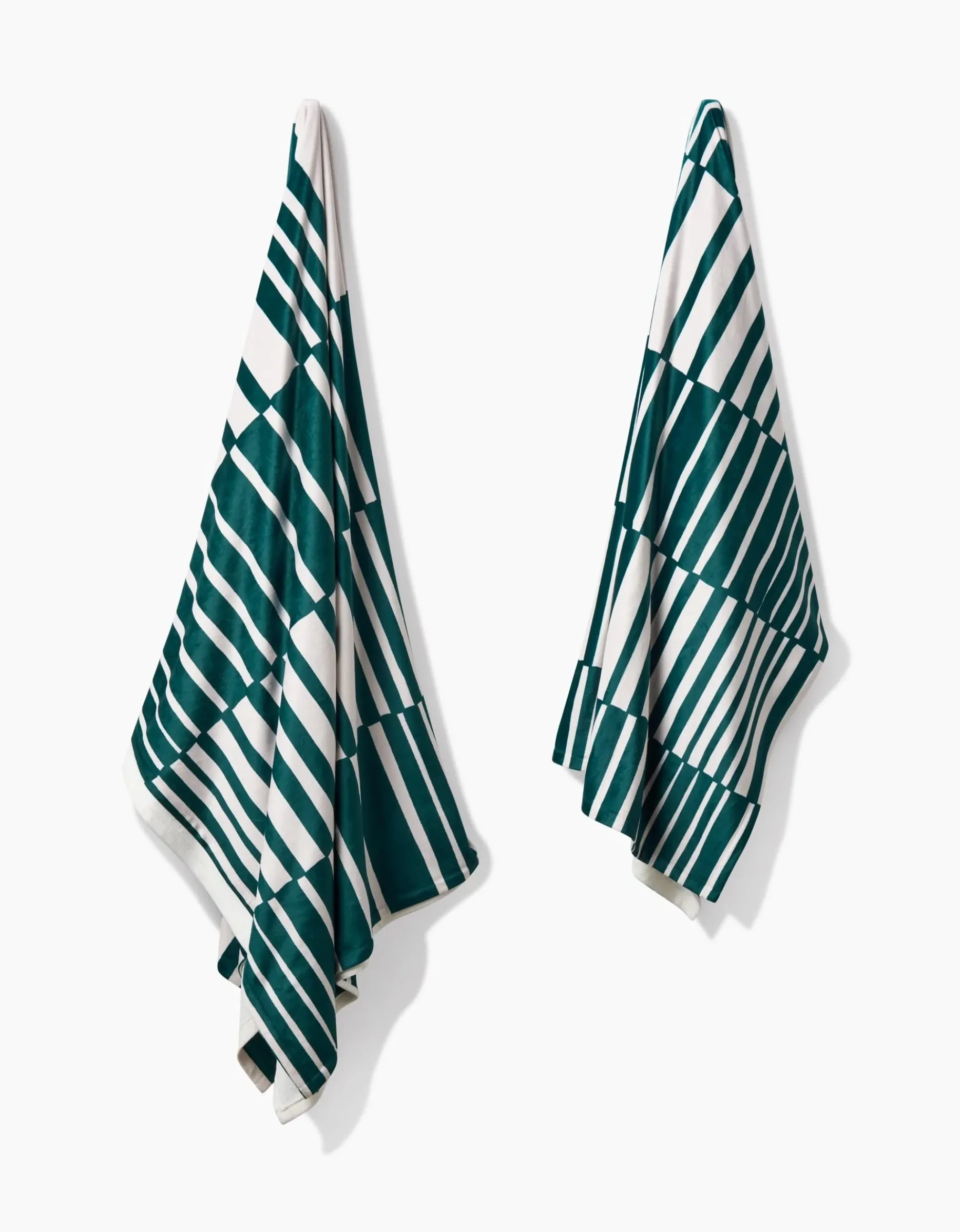 GEOMETRY Verdelia Butter Blanket