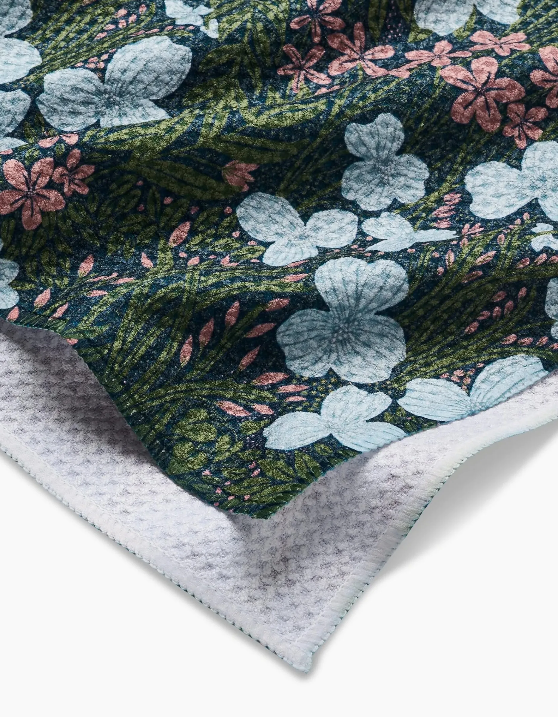 GEOMETRY White And Green Meadow Tea Towel
