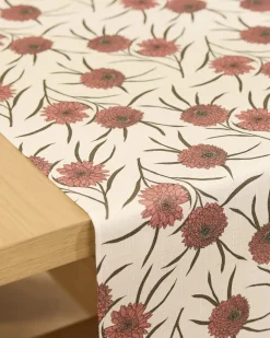 GEOMETRY Wild Dahlia Table Runner