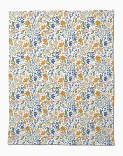 GEOMETRY Wildflower Vine Blush Butter Blanket
