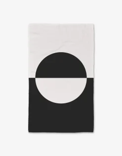 GEOMETRY Yin Yang Luxe Hand Towel